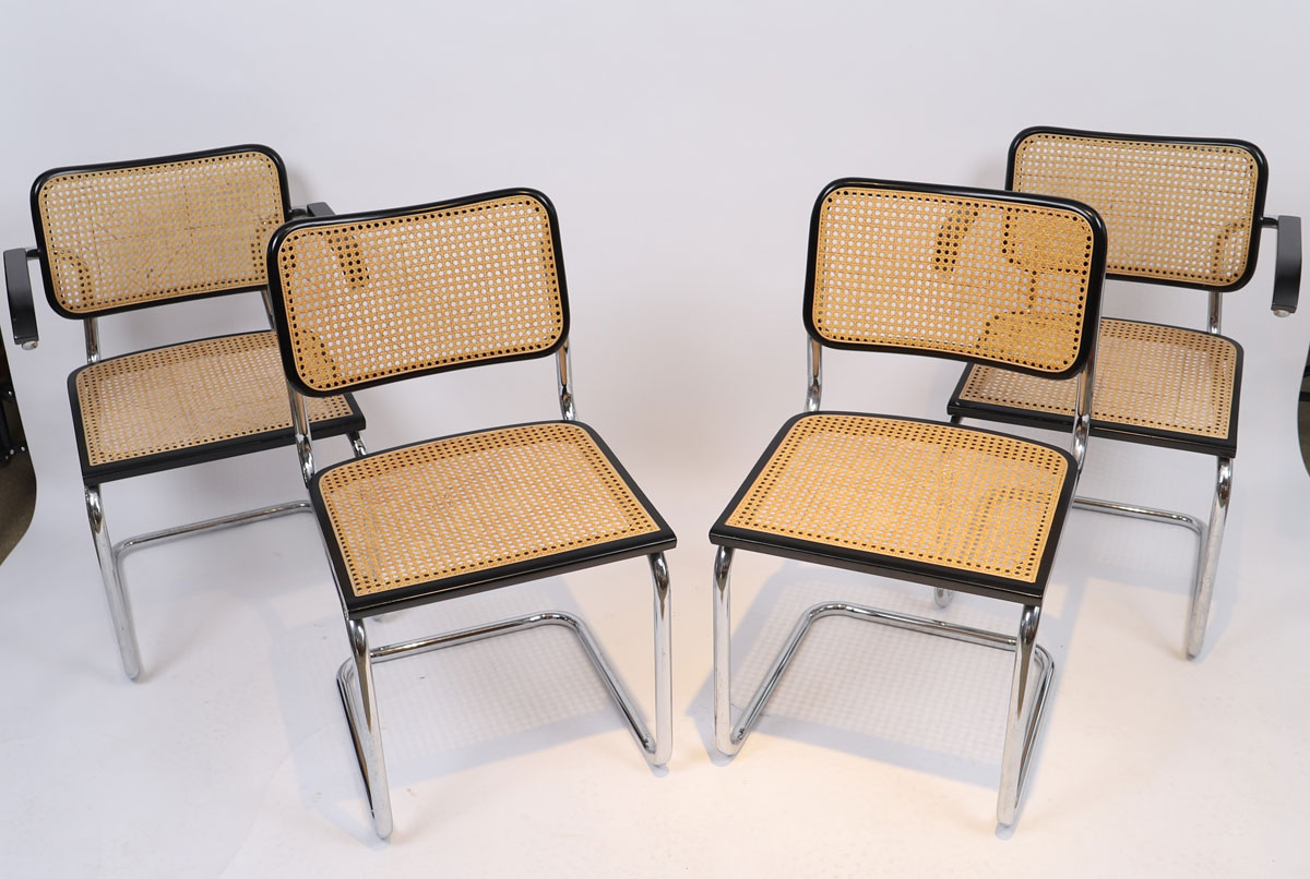 Chaises cannées