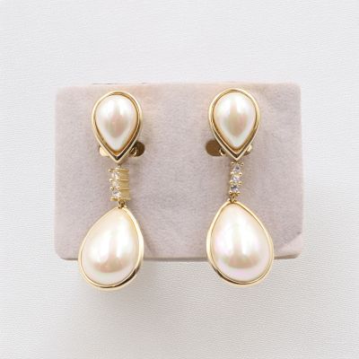 Boucles d’oreilles cabochon Christian DIOR