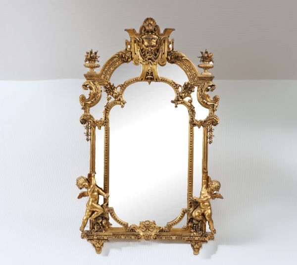 Important miroir Rocaille de style Régence