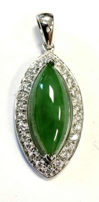 Pendentif Jade