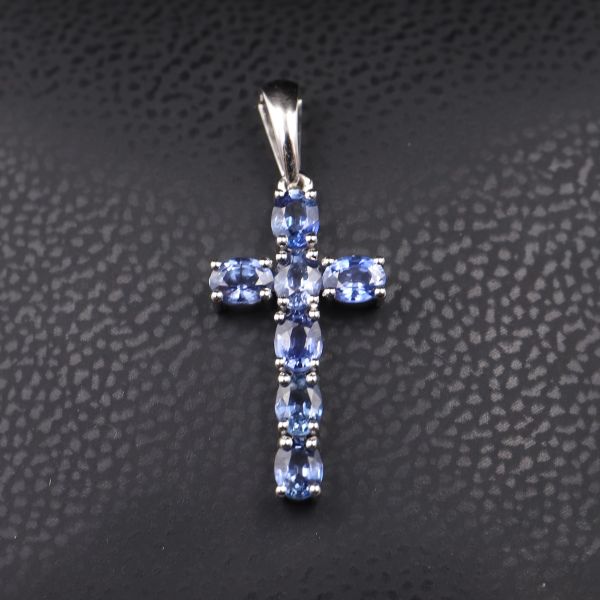 Pendentif Croix
