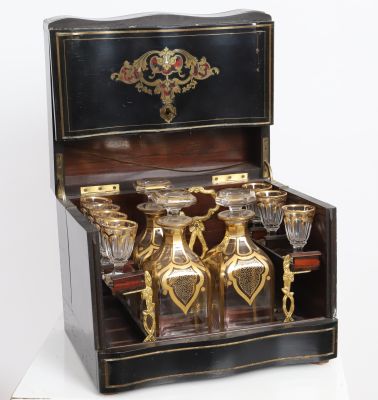 Cave a Liqueurs Napoléon III