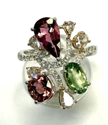 Importante Bague Cocktail