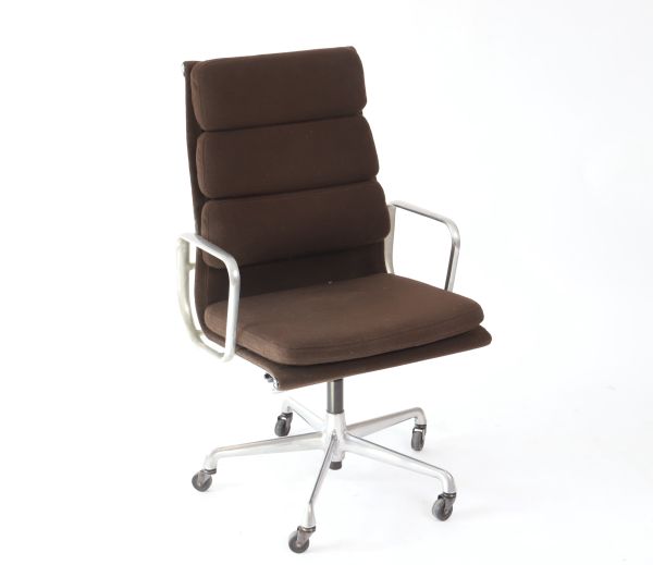 Charles & Ray Eames pour Herman Miller