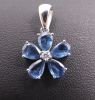Pendentif Fleur en or blanc 18K