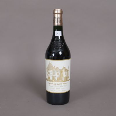 151 Château Haut Brion 2005 (x1)