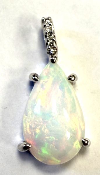 Pendentif Opale Poire