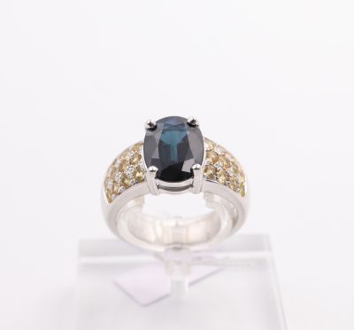 Bague Saphir oval Jonc en or blanc 18k