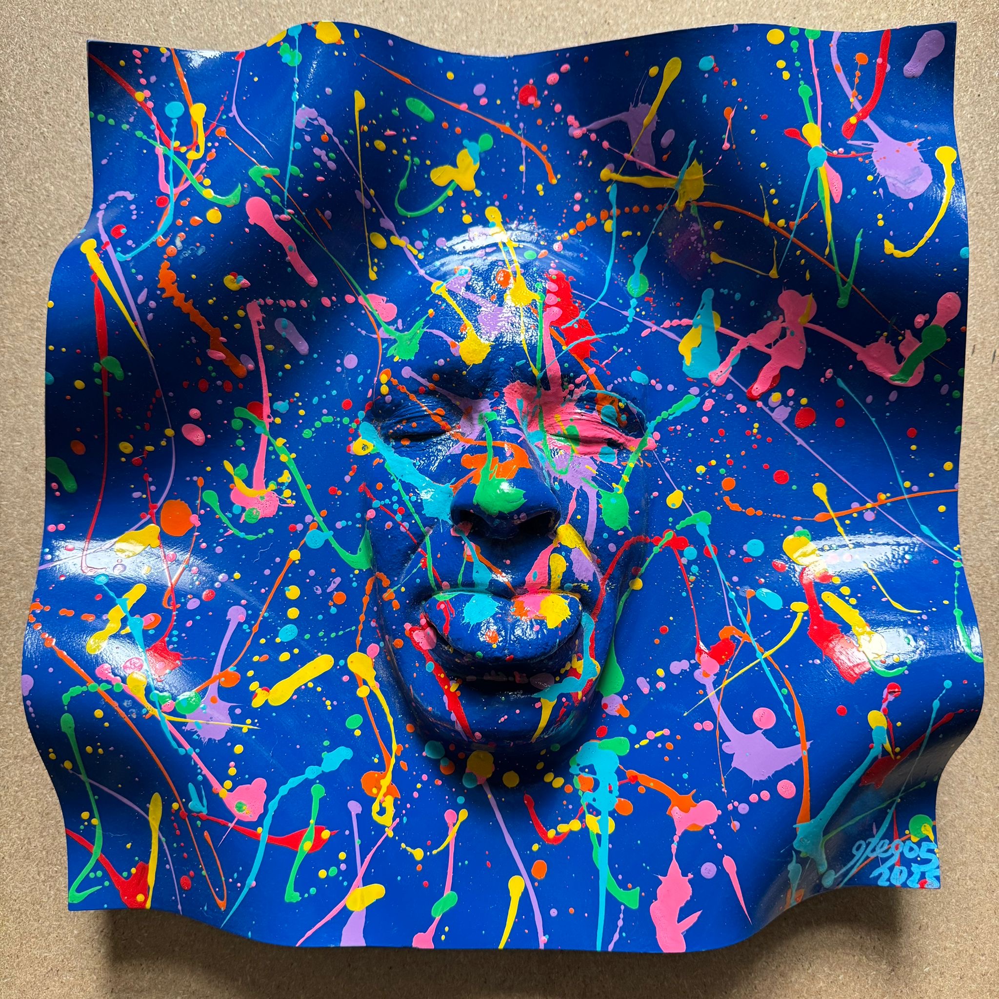 Feuille de moquerie, 2025