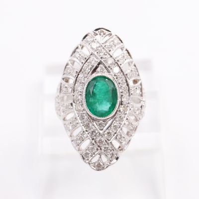 Imposante Bague Marquise en or jaune rhodié 18K