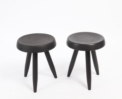 Tabourets dans le goût de Charlotte Perriand (1903-1999)