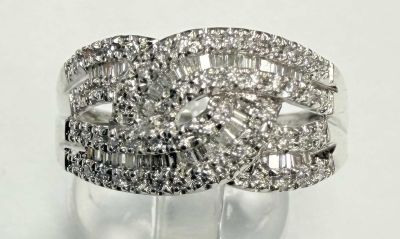 Bague entrelacs
