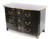Commode laquée Louis XIV