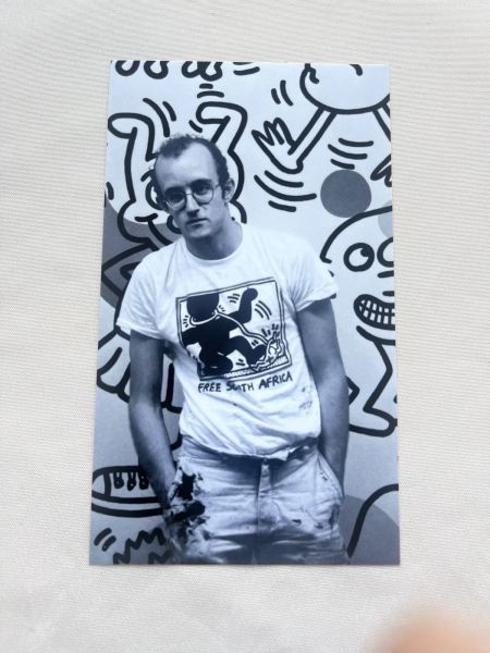 Portrait d'artiste dans son atelier.