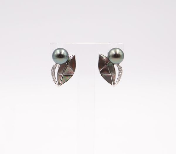 Tasaki - Paire de Boucles d‘oreilles