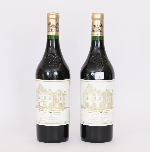 44 Château Haut-Brion 1999 (x2)