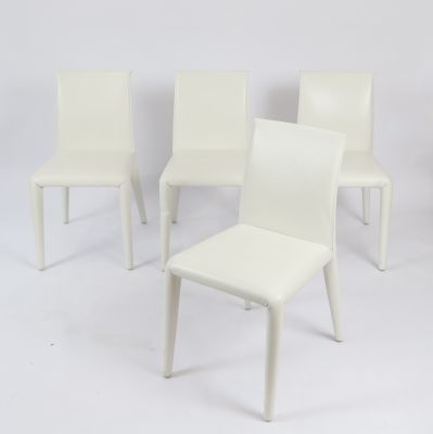 Mario Bellini (Né en 1935) Set de 4 chaises 