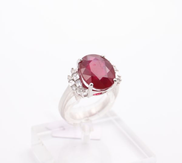 Bague Rubis de style Art Déco