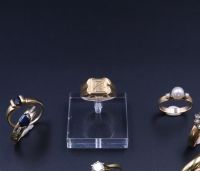 Ensemble de 10 bagues en or jaune et rose