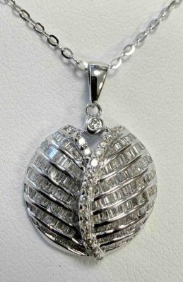 Collier sphère de diamants