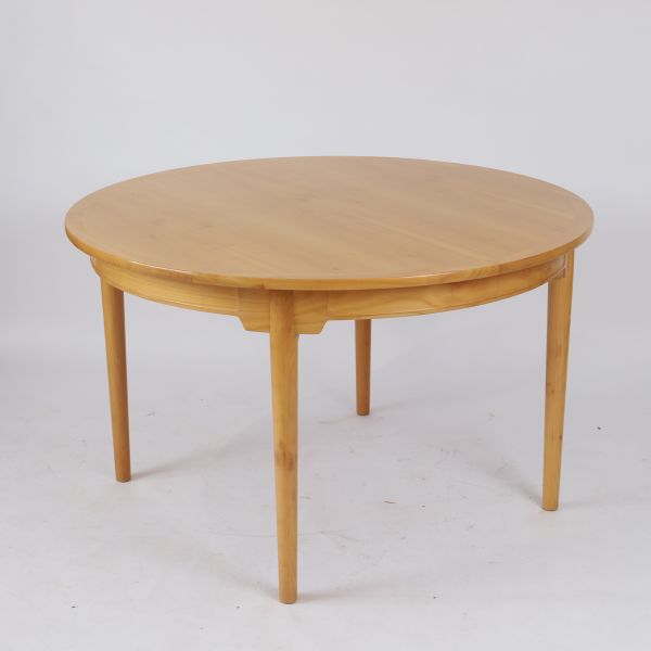 Hans Wegner (1914-2007) Table salle-à-manger 