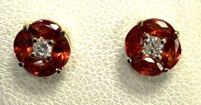 Paire de boutons d'oreilles Saphirs orange