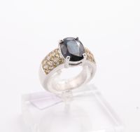 Bague Saphir oval Jonc en or blanc 18k