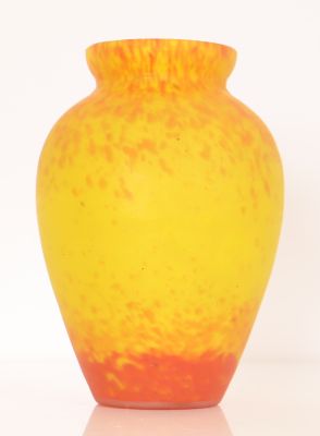 Vase orangé dans le goût de SCHNEIDER 