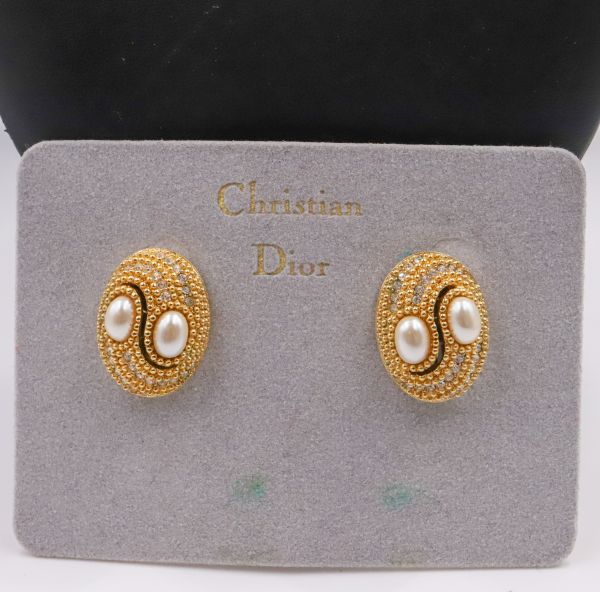 Boucles d’oreilles ovales Christian DIOR