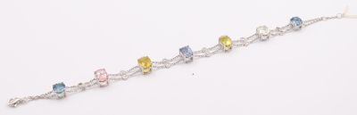 Bracelet or blanc serti de 7 saphirs Ceylan Naturels