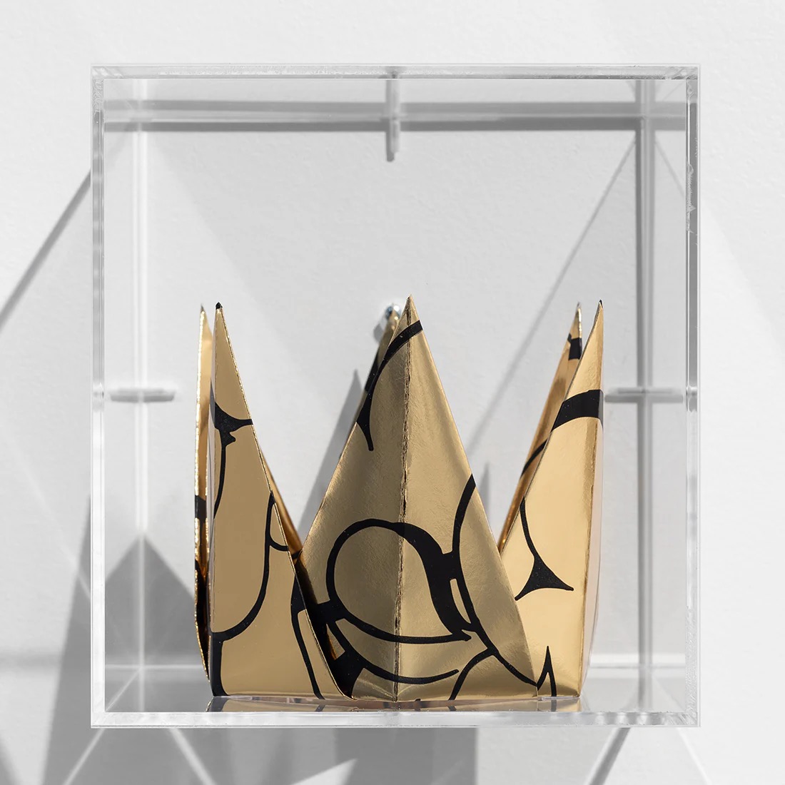 Golden Paper Crown V, 2022