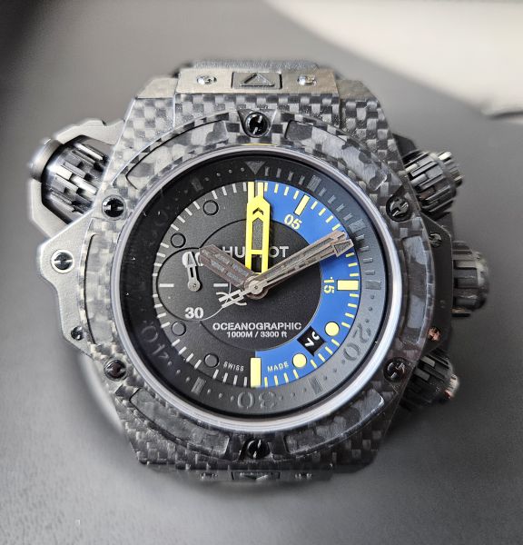HUBLOT King Power Carbon Oceanographic 1000