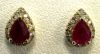 Paire de boutons d'oreilles - Rubis poire