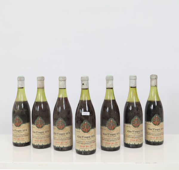 182 - Clos de Vougeot 1974 (x7)