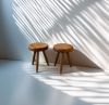 Tabourets dans le goût de Charlotte Perriand (1903-1999)